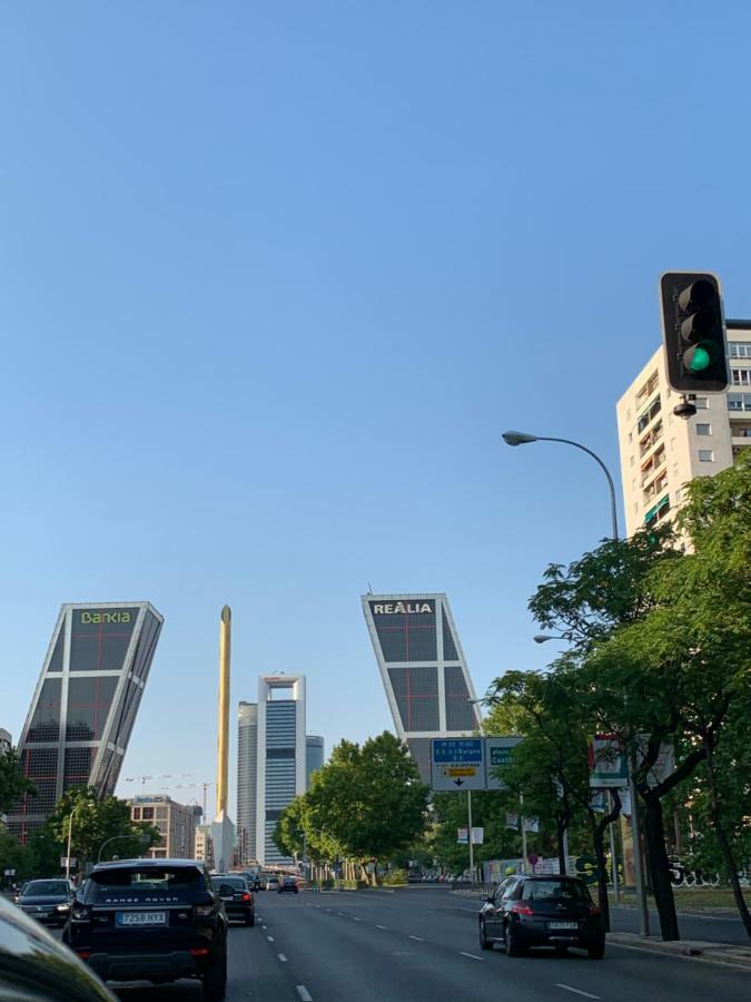 Precioso Cerca Tetuan - Apartamento Plaza Castilla Madrid Exteriör bild